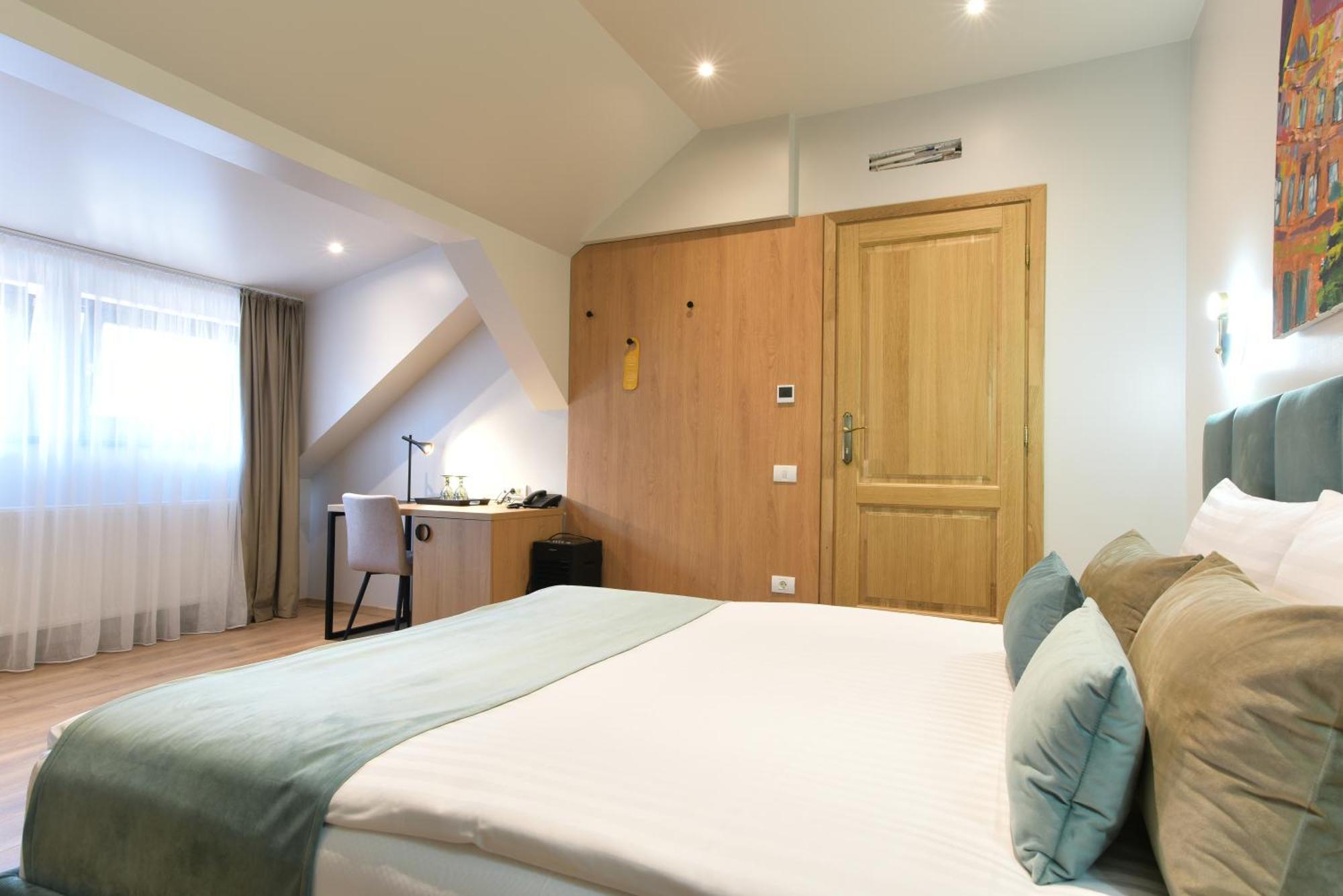 Prinz Gregor Hotel Brasov Exterior photo