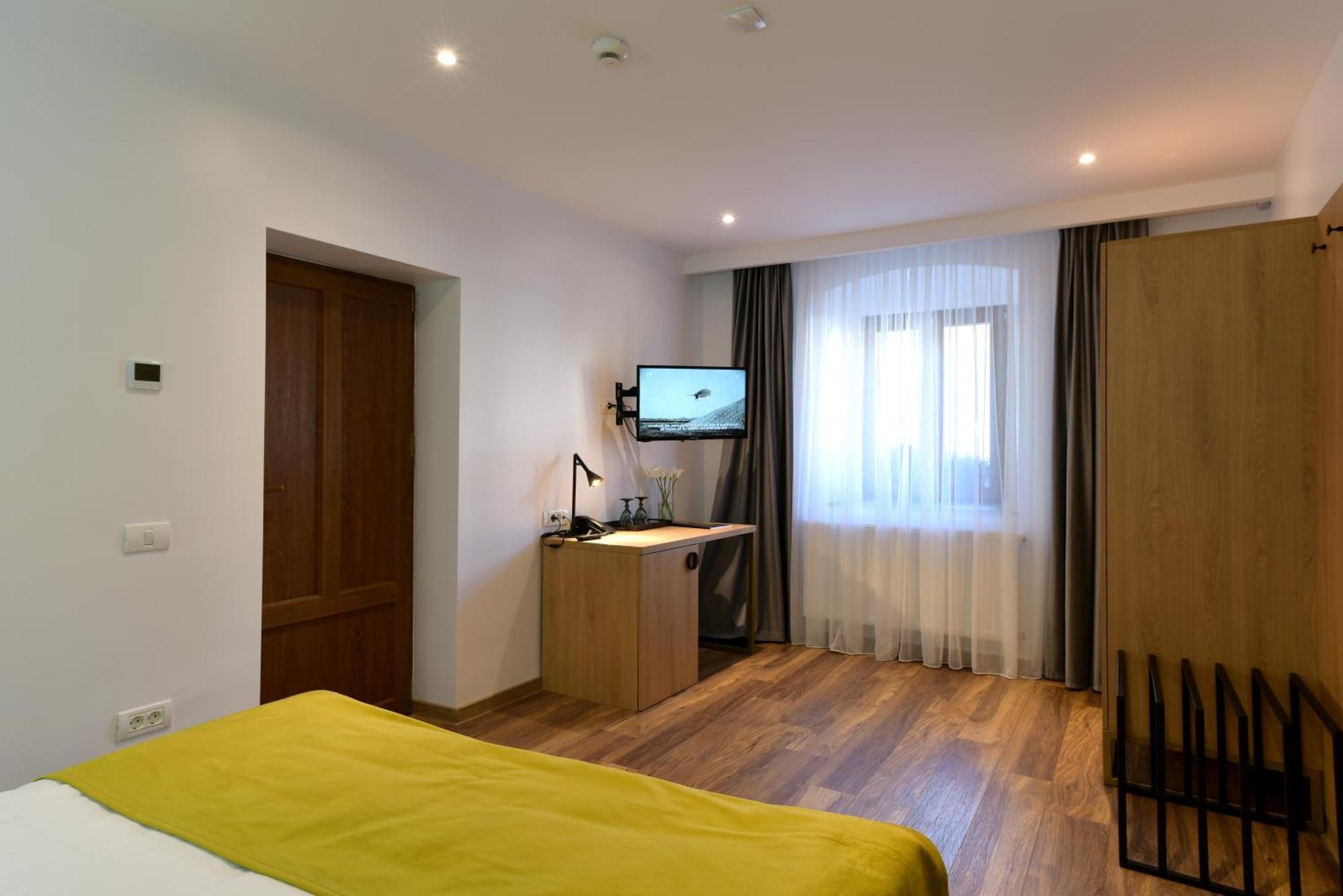 Prinz Gregor Hotel Brasov Exterior photo